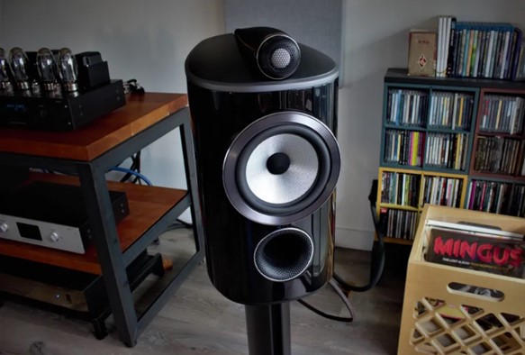 Bowers & Wilkins 805 D4 – в числе лучших полочных акустических систем 2023 года!