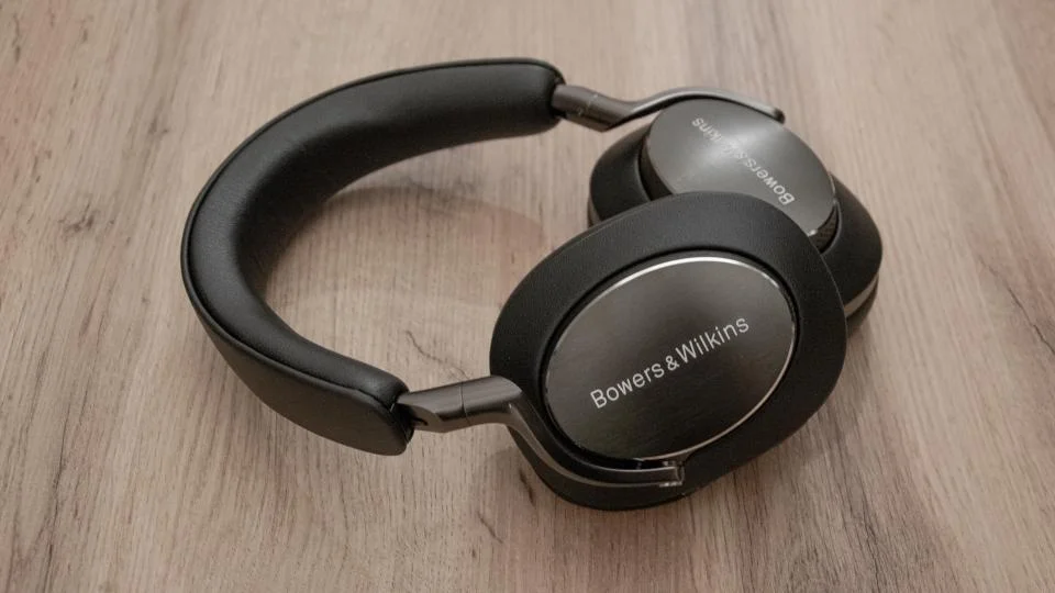 Bowers & Wilkins PX8 – прогресс явно заметен!